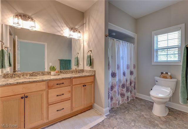 9237 Woodland Blue Drive, Seville, OH 44273