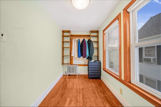 11 Murphy Ct, Newton, MA 02458