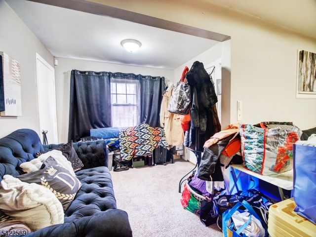 310 Boulevard Dr, Wayne Twp., NJ 07470