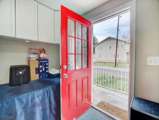 310 Boulevard Dr, Wayne Twp., NJ 07470