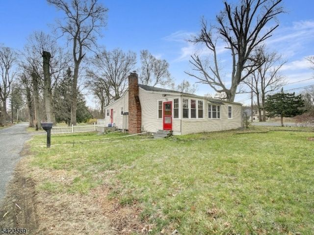 310 Boulevard Dr, Wayne Twp., NJ 07470