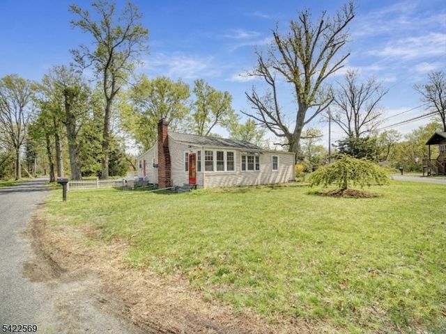 310 Boulevard Dr, Wayne Twp., NJ 07470