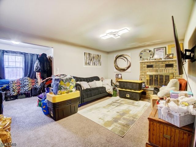 310 Boulevard Dr, Wayne Twp., NJ 07470