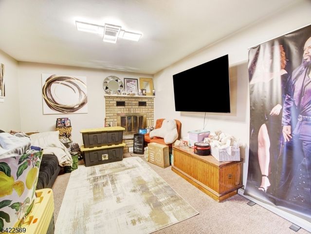 310 Boulevard Dr, Wayne Twp., NJ 07470