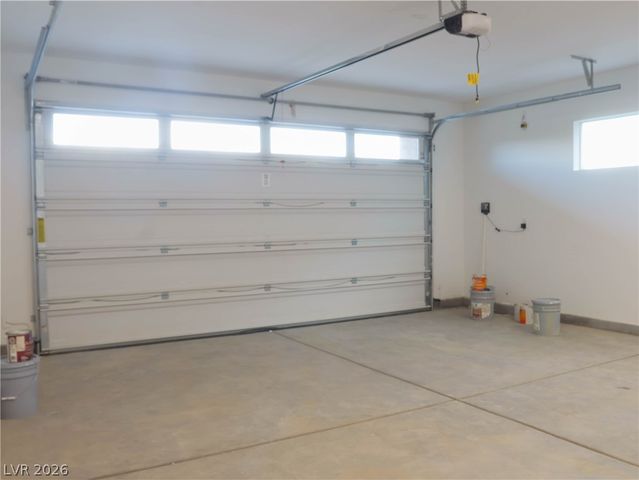 3809 Allen Lane, North Las Vegas, NV 89032