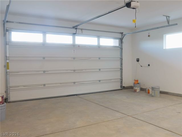 3809 Allen Lane, North Las Vegas, NV 89032