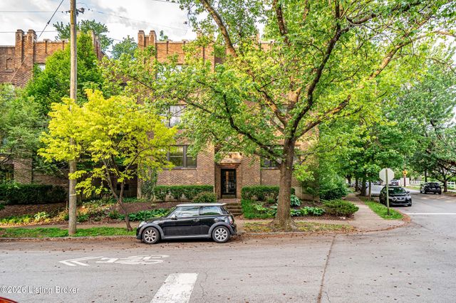 1300 Everett Ave APT 3, Louisville, KY 40204