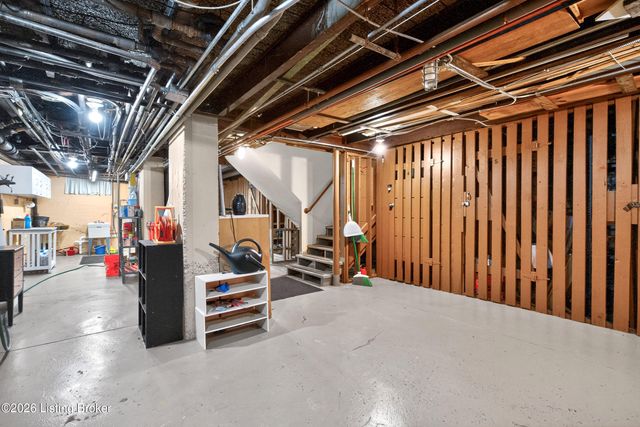 1300 Everett Ave APT 3, Louisville, KY 40204