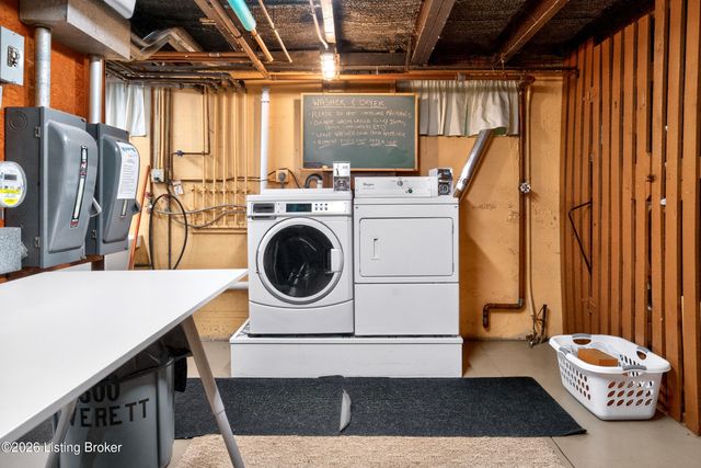 1300 Everett Ave APT 3, Louisville, KY 40204