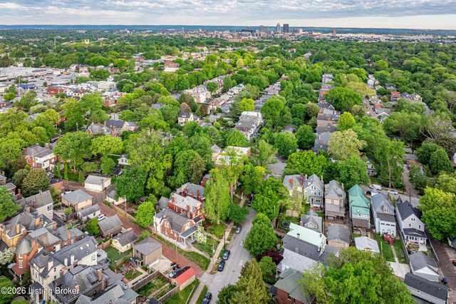 1300 Everett Ave APT 3, Louisville, KY 40204