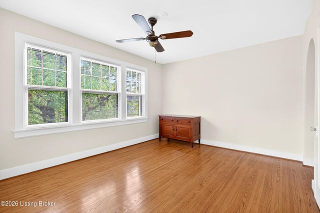 1300 Everett Ave APT 3, Louisville, KY 40204