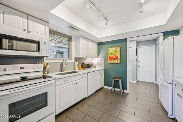 5538 N 10TH Street, Phoenix, AZ 85014