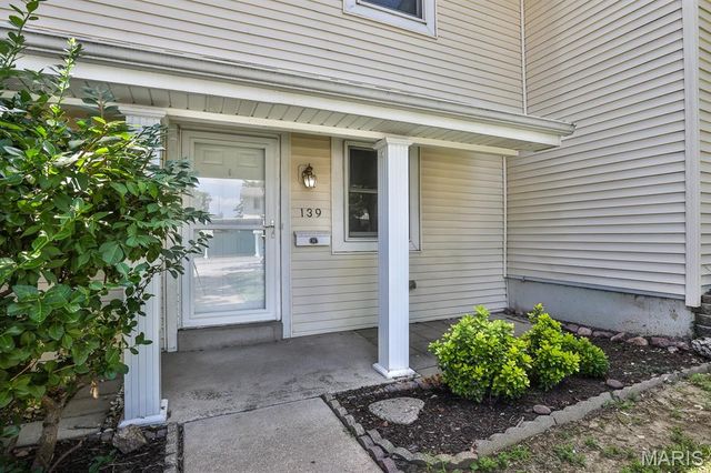 139 Condor Court 139, St Charles, MO 63303