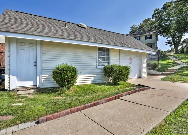 139 Condor Court 139, St Charles, MO 63303