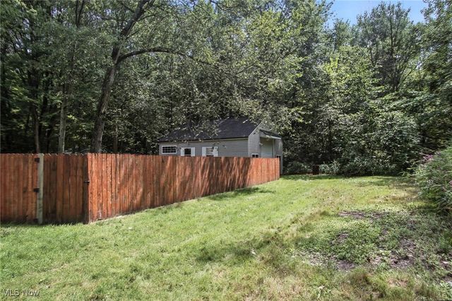 678 Wall Road, Wadsworth, OH 44281