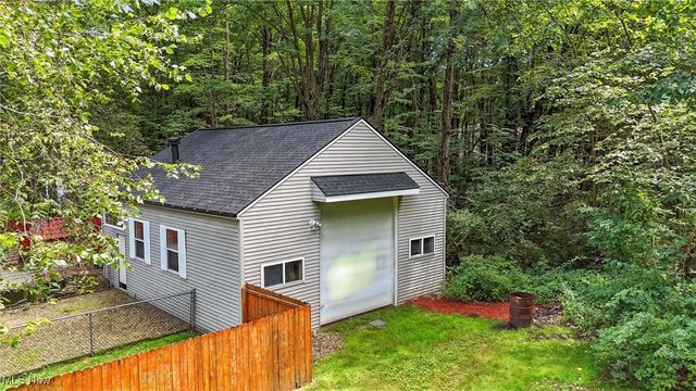 678 Wall Road, Wadsworth, OH 44281