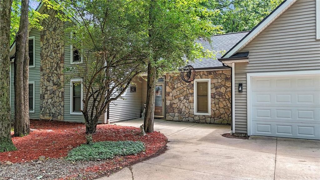 678 Wall Road, Wadsworth, OH 44281