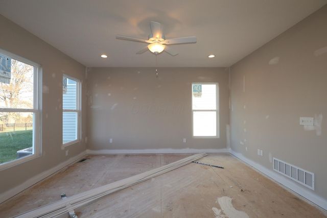 7020 Sanctuary Drive NW, Pickerington, OH 43147