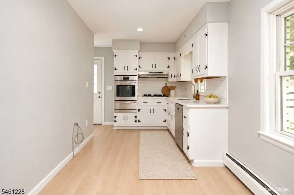 140 Francisco Ave, Rutherford Boro, NJ 07070 — photo 3