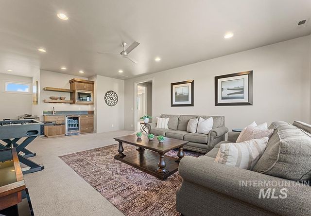 1300 W Windbreaker Ln, Eagle, ID 83616