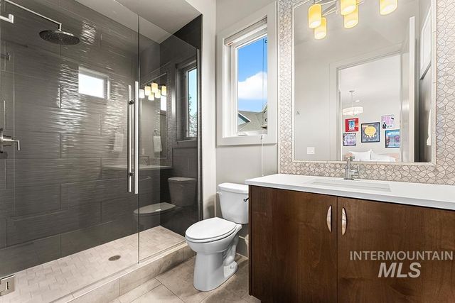 1300 W Windbreaker Ln, Eagle, ID 83616