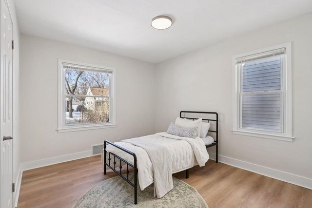 5452 N 56th STREET, Milwaukee, WI 53218