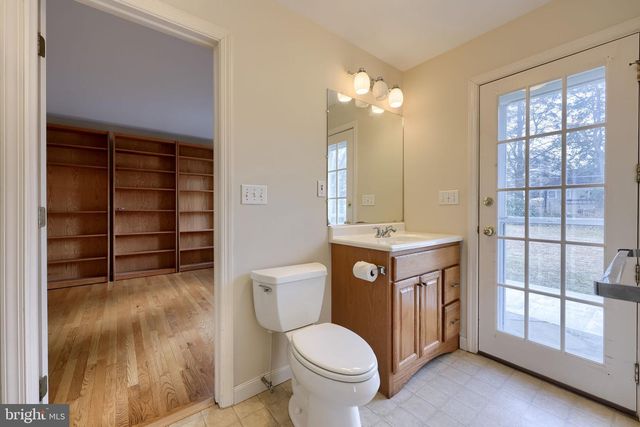 1428 CENTER RD, Lancaster, PA 17603