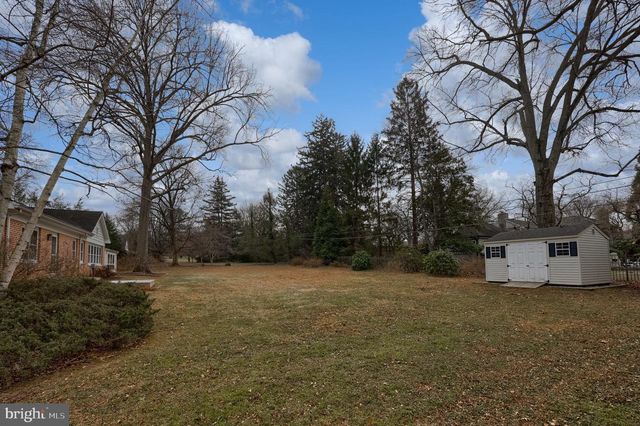 1428 CENTER RD, Lancaster, PA 17603