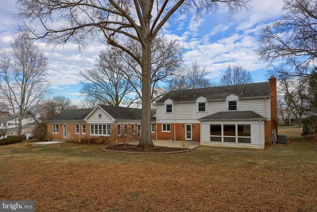 1428 CENTER RD, Lancaster, PA 17603