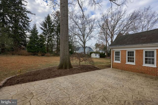 1428 CENTER RD, Lancaster, PA 17603