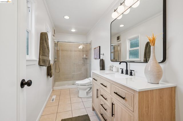 535 Ashbury Ave, El Cerrito, CA 94530