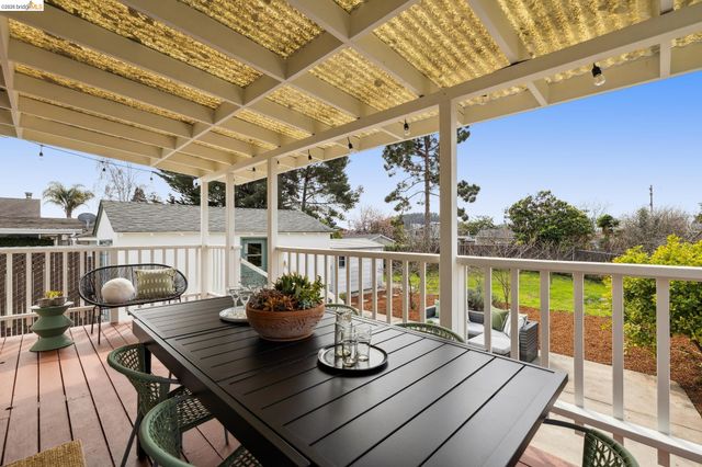 535 Ashbury Ave, El Cerrito, CA 94530