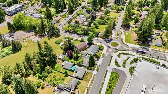 814 NE 185th Street, Shoreline, WA 98155