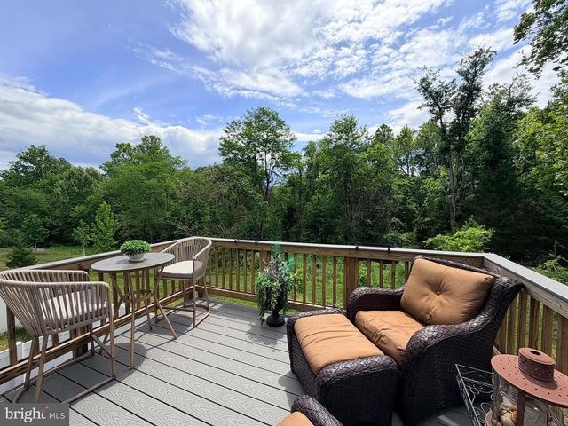 19006 CORAL REEF SQ, Leesburg, VA 20176