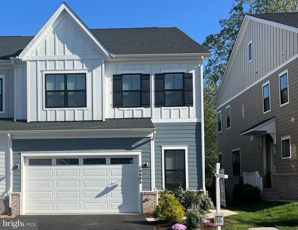 19006 CORAL REEF SQ, Leesburg, VA 20176