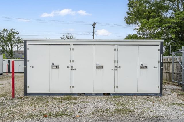 2110 Airpark Road, Ozark, MO 65721