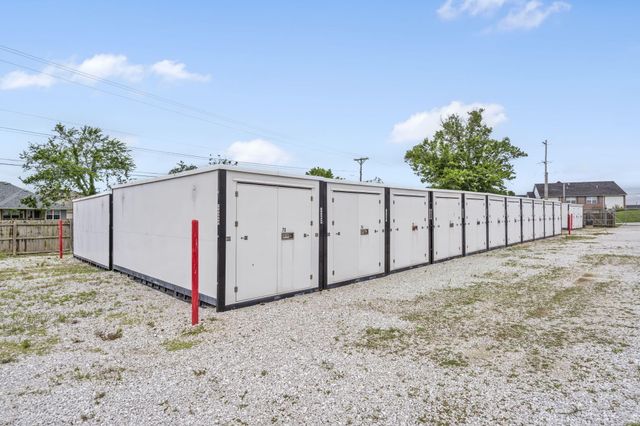 2110 Airpark Road, Ozark, MO 65721