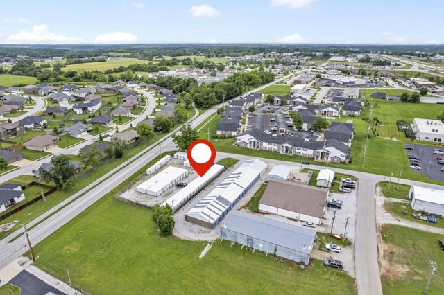 2110 Airpark Road, Ozark, MO 65721