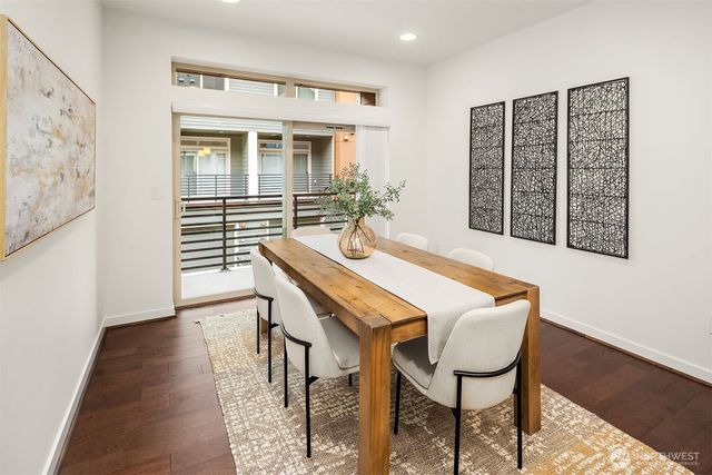 15711 NE 14th Alley, Bellevue, WA 98008