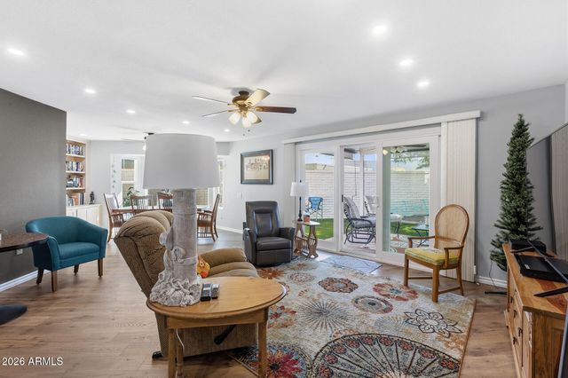 10457 W CAMPANA Drive, Sun City, AZ 85351