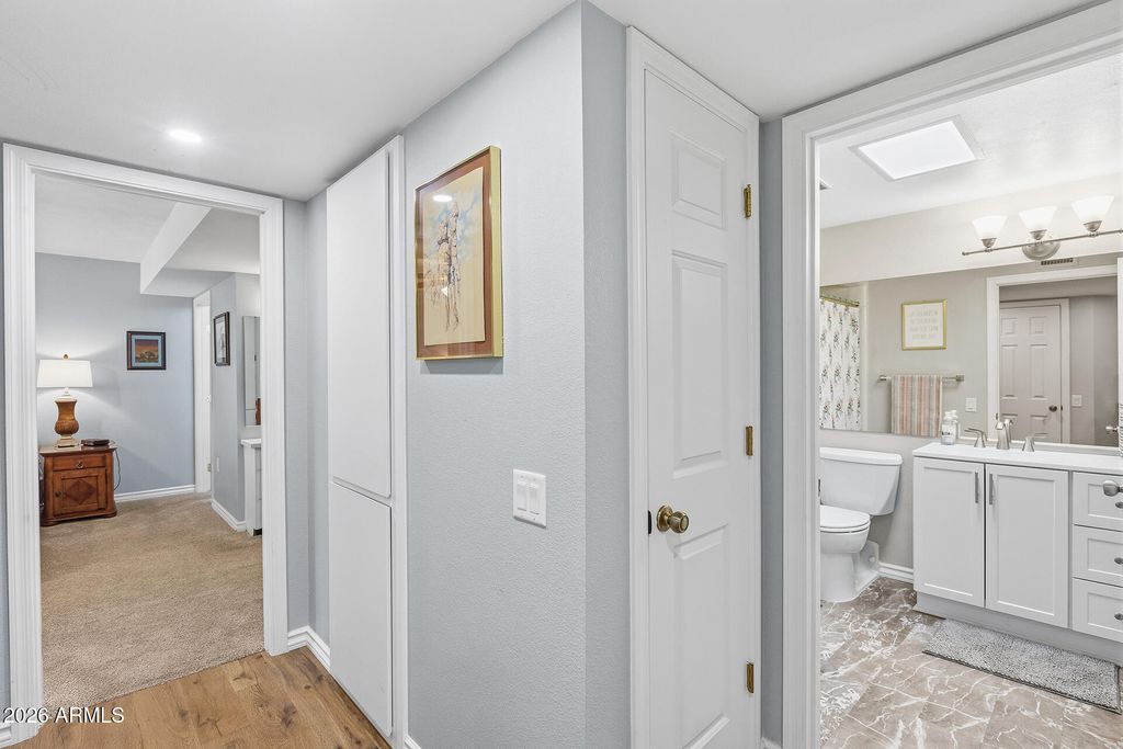 Image 26 of property listing at 10457 W CAMPANA Drive, Sun City, AZ 85351