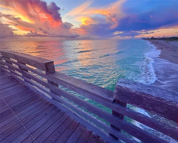 821 LAGUNA DRIVE, Venice, FL 34285