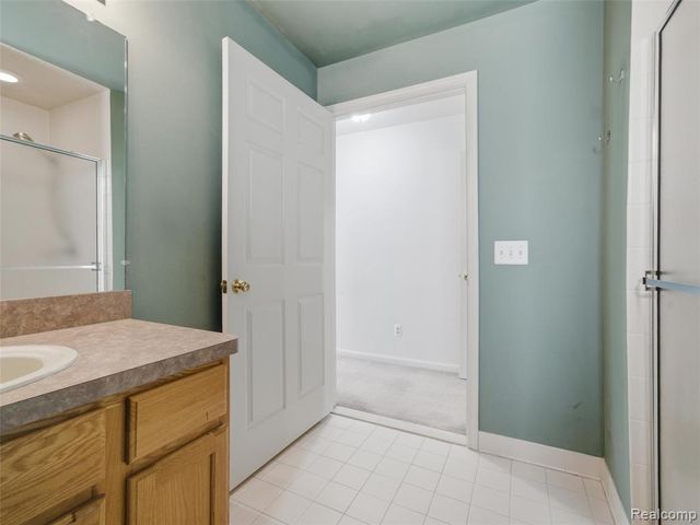 14294 Moravian Manor Circle, Sterling Heights, MI 48312