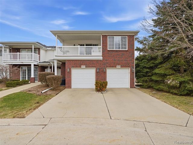 14294 Moravian Manor Circle, Sterling Heights, MI 48312