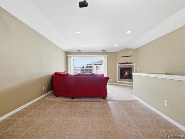 14294 Moravian Manor Circle, Sterling Heights, MI 48312