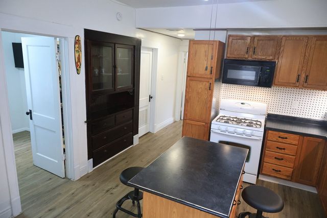 5431 W 24th Street, Cicero, IL 60804