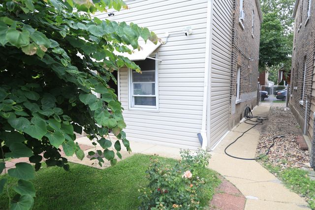 5431 W 24th Street, Cicero, IL 60804