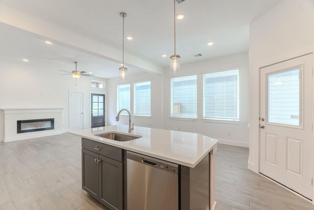 568 Red Cascade Trail, Willis, TX 77318