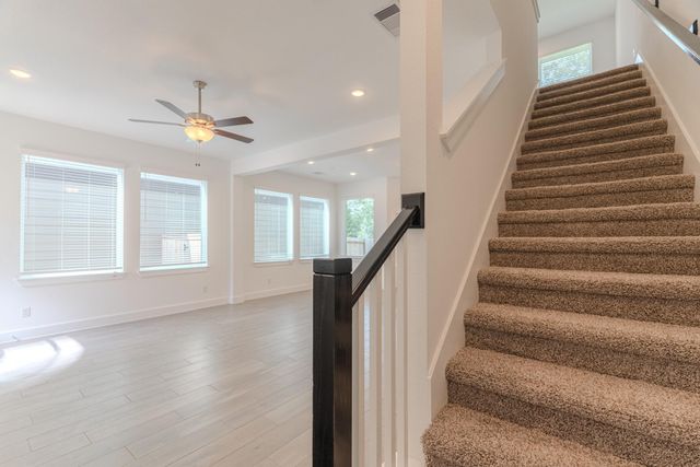 568 Red Cascade Trail, Willis, TX 77318