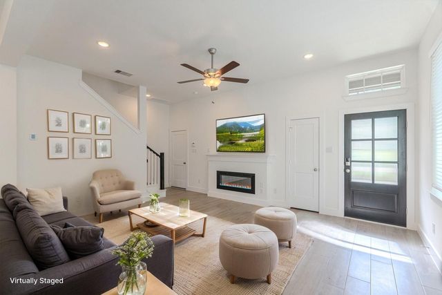 568 Red Cascade Trail, Willis, TX 77318